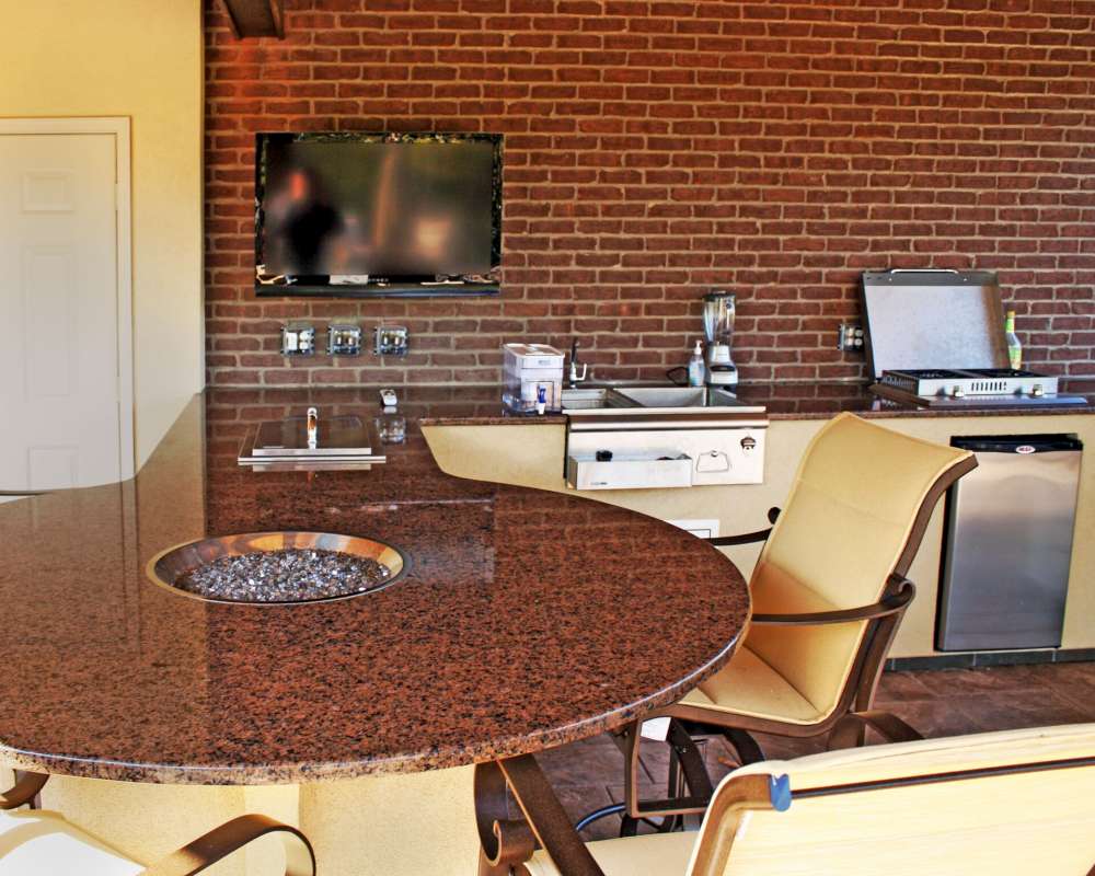 Granite is King- Granite has gradually become the most popular type of countertop for outdoor kitchens.