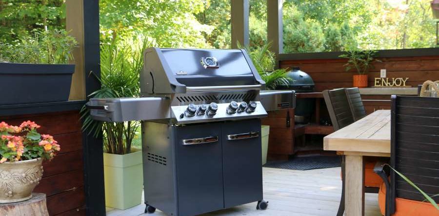What Are the Best Features of a Gas Grill?