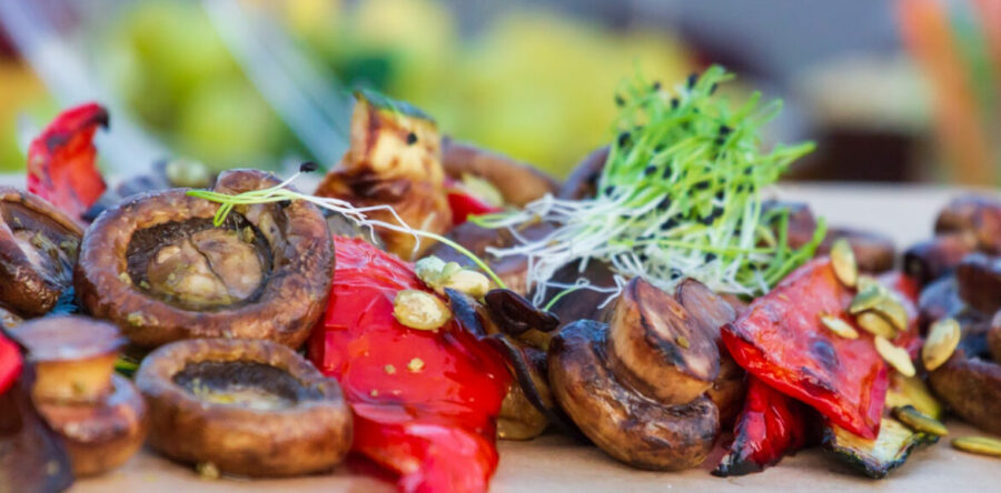 How to BBQ for Your Vegan or Vegetarian Friends
